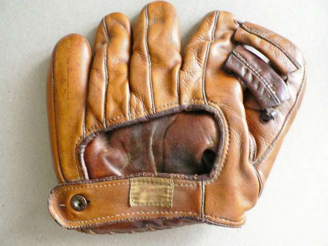 Tony York Nokona G12 Back